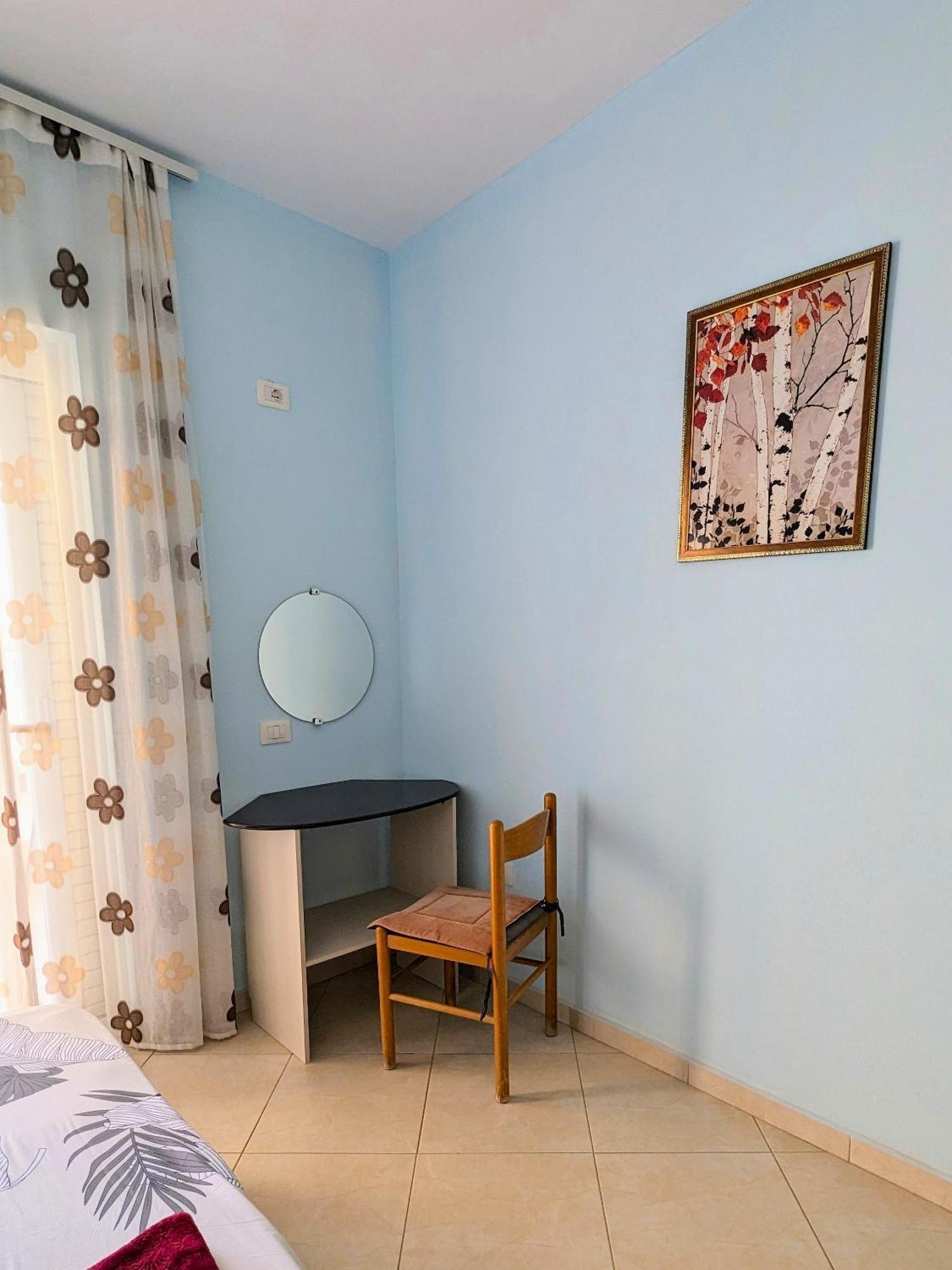 Sarah'S Apartments - 5 Min Walk To Beaches & Boulevard - Big Balcony! Sarande Exterior photo