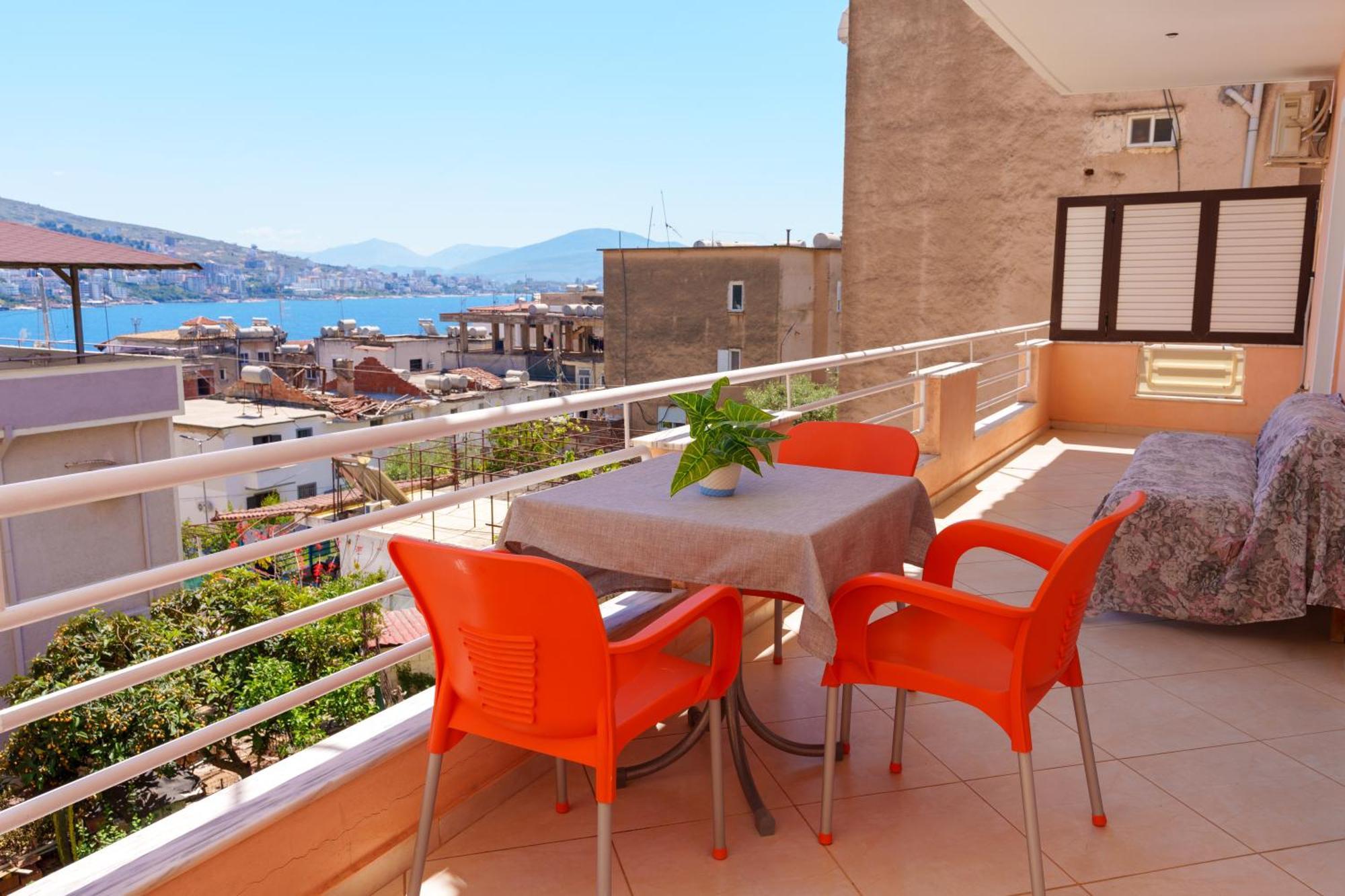Sarah'S Apartments - 5 Min Walk To Beaches & Boulevard - Big Balcony! Sarande Exterior photo